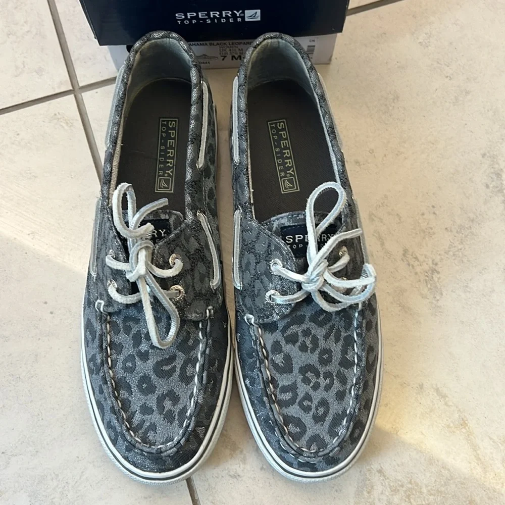 Sperry Top Sider - Picture 2 of 4